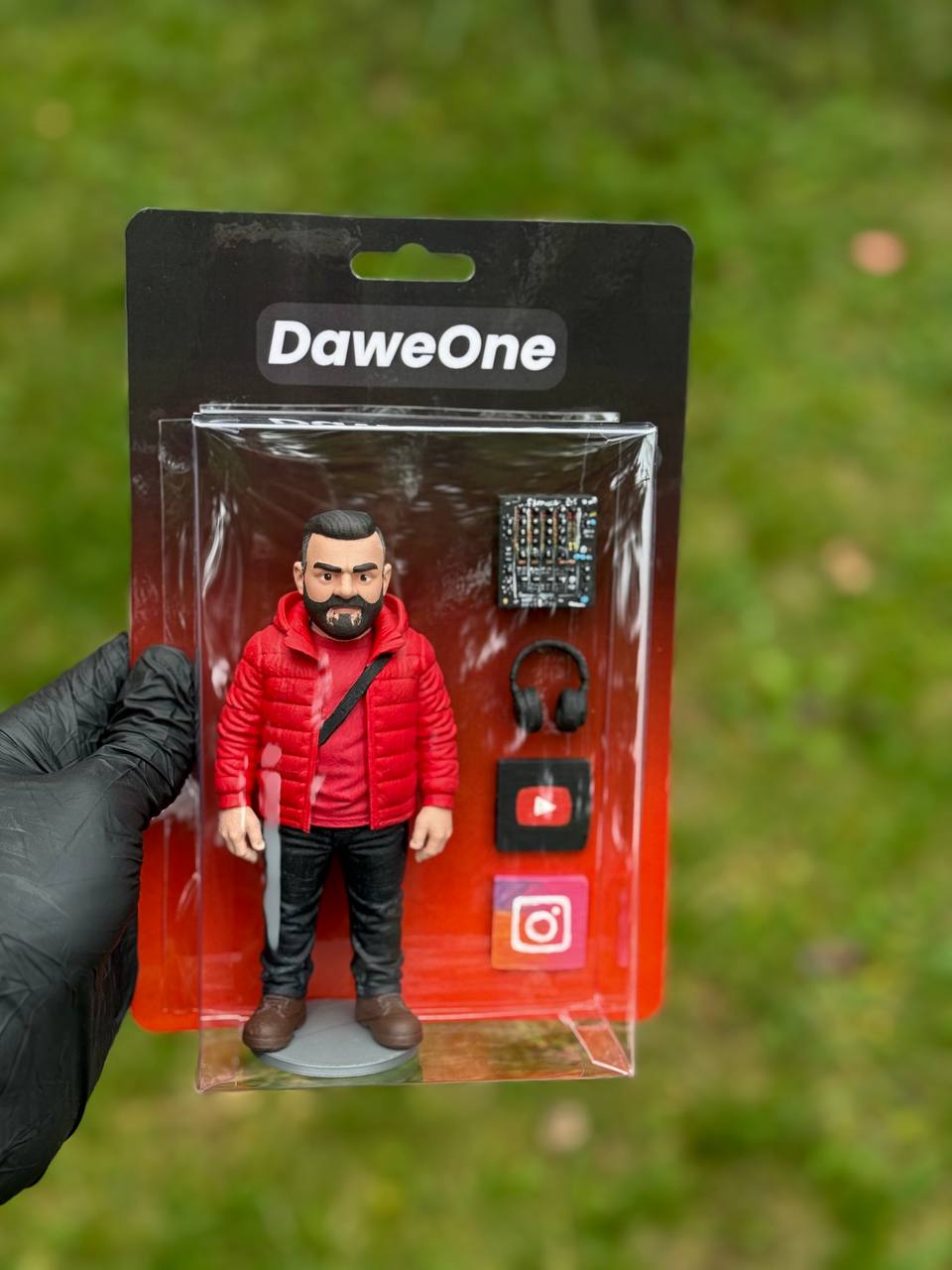Custom Action Figure of You - ActionDoll with 4 accessories